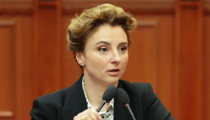 Numri 2 i partisë Erisa Xhixho: Ka lidhje të forta mes qeverisë, krimit të organizuar dhe fondeve publike