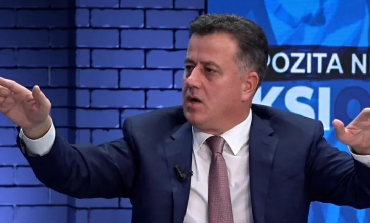 “O Muli ti je hajdut për vete, je babai i mushkës”/ Përplaset me komentuesit Flamur Noka: O bir, të kam vjedhur gjë?