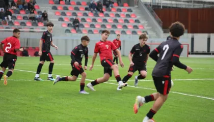 “Open Stage”, mbi 400 fëmijë u testuan te “Shtëpia e Futbollit”