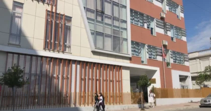 Operacioni “Metalurgjiku”, gjykata e Elbasanit liron nga qelia 16 të arrestuarit, i lë në detyrim paraqitje