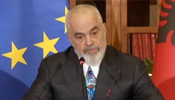 Opozita kërkon dorëheqjen, a do të ndodhë kjo në janar? Rama përgjigjet para gazetarëve