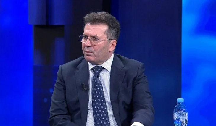 “Opozita të organizohet në çdo skaj të vendit”/ Takimet e Salianjit dhe skandali “Balluku”, reagon Mediu