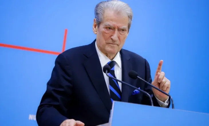 Opozita zbret sot në shesh, Berisha bën thirrje për pjesëmarrje masive: Përmbysje njësoj si në Bangladesh dhe Nepal