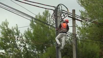 OSHEE, 1600 punonjës në terren/ Masat për të garantuar energji, pritet mbingarkesë natën e ndërrimit të viteve