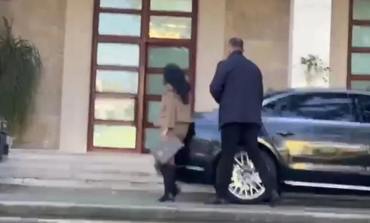 Pak metra larg Kryesisë së Kuvendit ku SPAK kërkon arrestimin e Ballukut, Rama mbledh qeverinë, e pranishme dhe  zëvendësja e tij