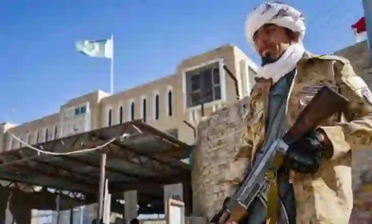 Palët shkelin armëpushimin/ Përleshje vdekjeprurëse në kufirin Afganistan – Pakistan 