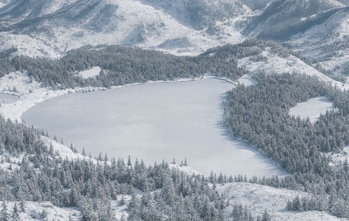 “Pamje përrallore”, Rama publikon foto nga Lura e mbuluar me borë