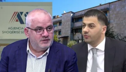 “Pamjet treguan se AKSHI është …”/ Hoxha: Janë shumë foldera, vetëm 1 është hapur! Po të mos ishte kamera e Agasit…