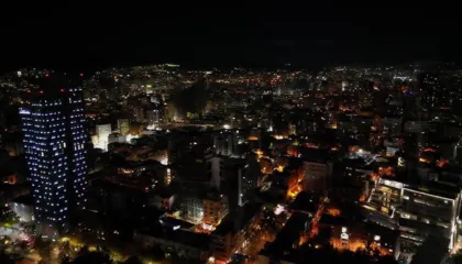 Paradoksi shqiptar: Ndërtime rekord, por 57.1% e shqiptarëve jetojnë në banesa të mbipopulluara