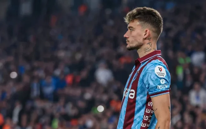 Paraqitjet fantastike të Muçit, komentatori turk: Na mbylli gojën!