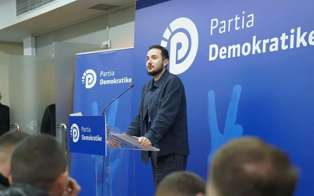 “Partia Demokratike duhet të ndryshojë”, Salianji pas takimit në Shkodër: Koha e këtij pushteti ka mbaruar
