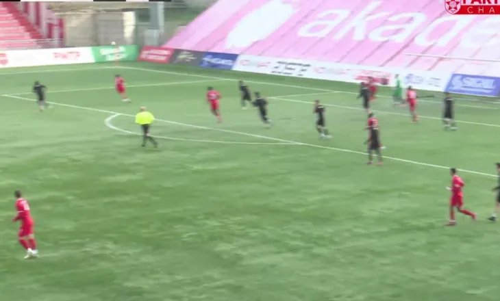 Partizani-Laçi miqësore në fundvit, të kuqtë shënojnë 2 gola në fund