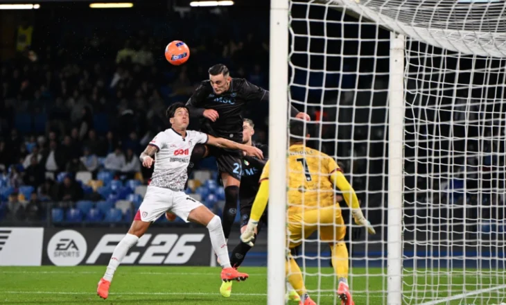 Pas 20 penalltive, Napoli mund Cagliari-n dhe siguron biletën për në çerekfinalen e Kupës së Italisë