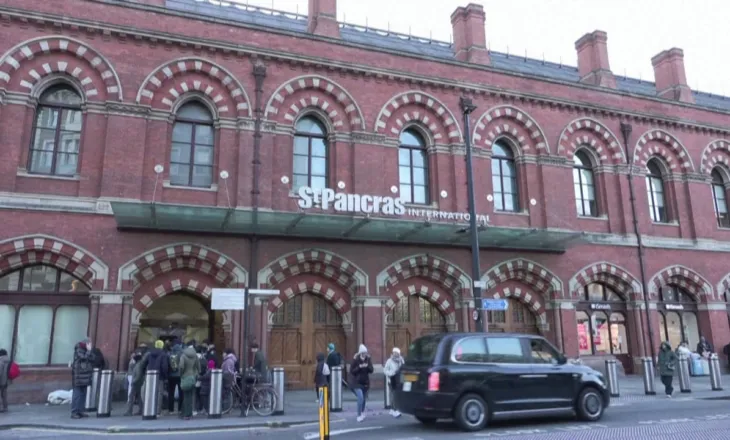 Pas defekti elektrik që ndërpreu lëvizjen e trenave në kanalin e La Manshit, Eurostar rinis punën