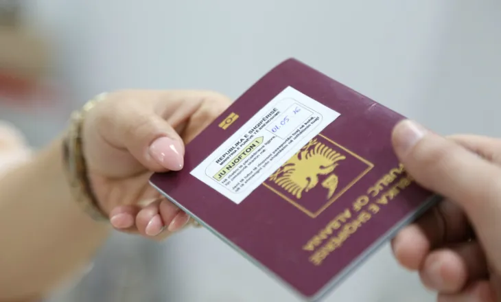 Pasaporta shqiptare për “interes kombëtar”, procedurat për artistët e sportistët