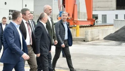 Pasi përpinë miliardat e energjisë, Agron Shapllo dhe Serafin Orgocka helmuan Elbasanin