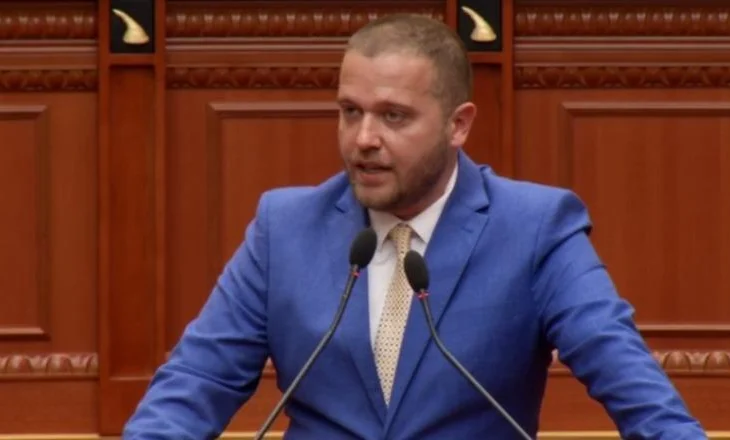 “PD keq në histori, tmerr në matematikë, skandal në qeveri dhe beter në opozitë”