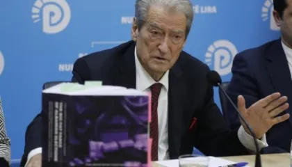 PD publikon librin, Berisha: Dokumenton dhunimin e votës