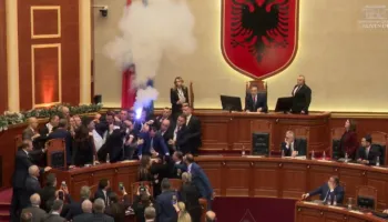 Përjashtohen me 30 ditë nga Kuvendi Berisha e Bardhi. Noka, Këlliçi, Balliu e Vokshi me 60 ditë