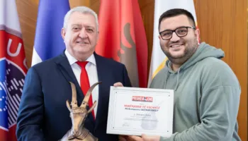 “Përkrenarja e Skënderbeut”, Duka nderohet me mirënjohjen e veçantë nga Prsheva