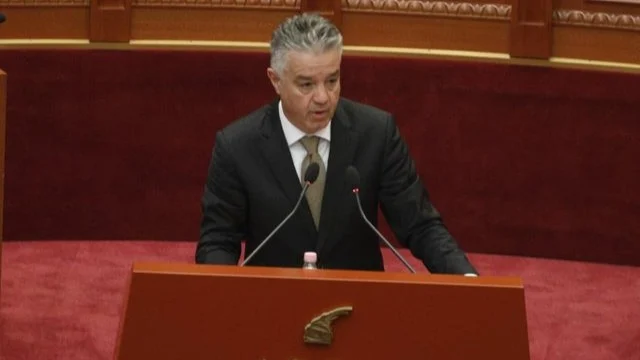 Përmbytjet në Berat, deputeti Bozdo: 1 mijë hektarë nën ujë, fermerët të dëmshpërblehen 100%