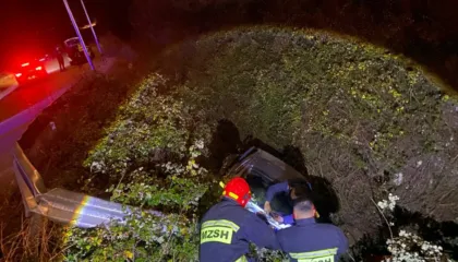 Përplasen dy automjete në aksin Lezhë-Shkodër, plagosen dy persona. Dërgohen për ndihmë mjekësore