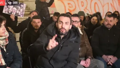 Përplasjet me policinë, Adriatik Lapaj publikon dokumentin: Protesta me leje…