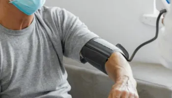 Pesë shenjat e hershme që tregojnë se vuani nga tensioni i lartë