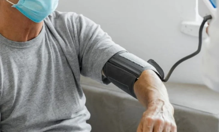 Pesë shenjat e hershme që tregojnë se vuani nga tensioni i lartë