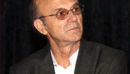 Petrit Ruka: Grua e Jugut