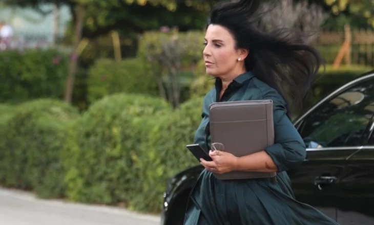 Pezullimi i Ballukut, Kushtetuesja mblidhet sot