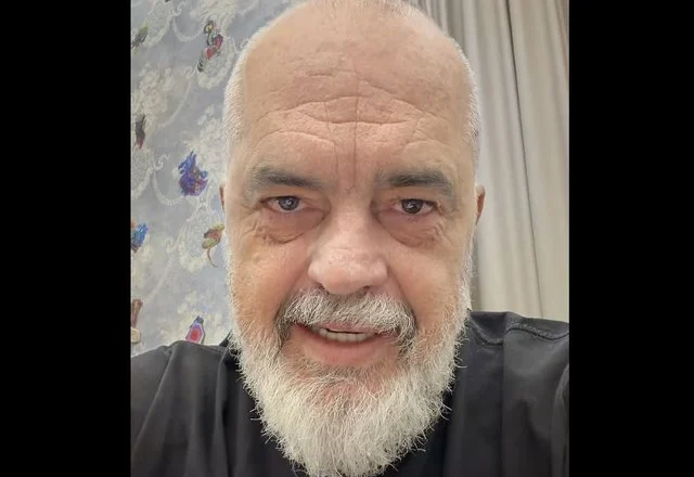 Pezullimi i Ballukut/ Rama: Kushtetuesja nuk ndikohet, Europa s’ka raste të tilla