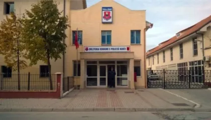 Plagosën me armë dy persona në Kukës, vetëdorëzohen vëllezërit e shpallur në kërkim