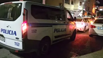 Plagoset me thikë një 45-vjeçar në Durrës, dërgohet me urgjencë në spital, në Kukës kërcet arma, shpallen në kërkim…