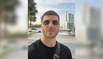 Plagosja me armë zjarri e personazhit të njohur Tik Tok-ut, zbulohet dinamika e ngjarjes: Tre persona u afruan me makinë, më pas…