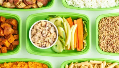 Plastikë, Qelq apo Çelik – Cilat Janë Materialet më të Përshtatshme për Ruajtjen e Ushqimit?