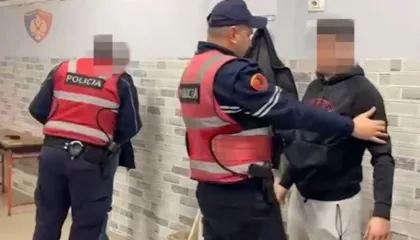 “Po ai të bllokon hundën, kjo është më e hajrit/ Si e ‘reklamonin mallin’? Zbardhen përgjimet