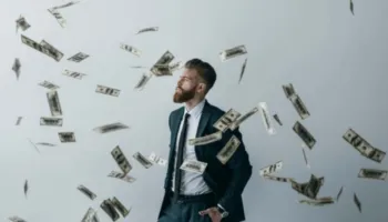 Po ju jeni pjesë e listës/ Këto janë 3 shenjat e horoskopit më të favorizuara financiarisht nga 22-28 dhjetor