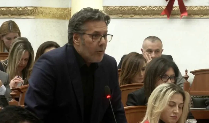 “Po luani me firmat”/ Debati për Avokatin e Popullit, Paloka: Mbylleni këtë farsë të rradhës dhe…