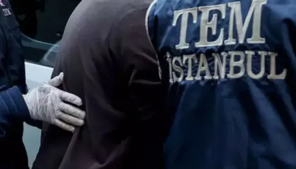 Po planifikonin sulme gjatë Krishtlindjeve dhe Vitit të Ri, autoritetet turke arrestojnë 117 anëtarë të dyshuar të Shtetit Islamik pas bastisjeve në Stamboll