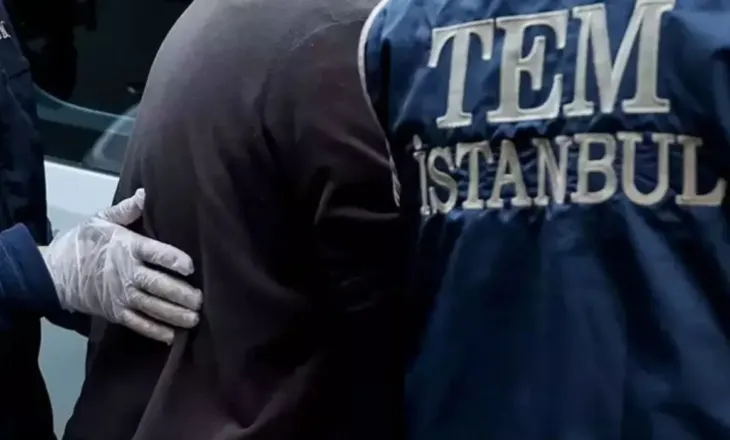 Po planifikonin sulme gjatë Krishtlindjeve dhe Vitit të Ri, autoritetet turke arrestojnë 117 anëtarë të dyshuar të Shtetit Islamik pas bastisjeve në Stamboll