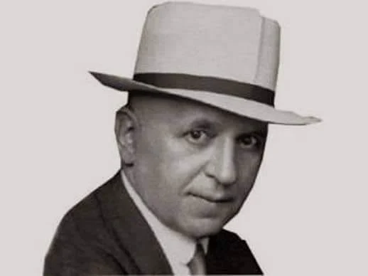 “Po të mos ishte feja islame, shqipëtarët do të ishin më të shumtë në numër, por nuk do të ishin më shqipëtarë”