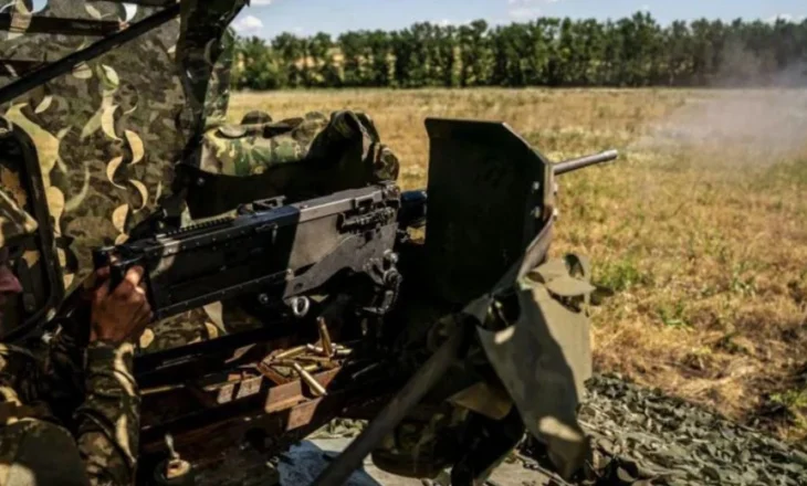 Po vëzhgonte ushtarët ukrainas teksa testonin një sistem të ri mbrojtës, humb jetën në një aksident pjesëtari i forcave të Mbretërisë së Bashkuar