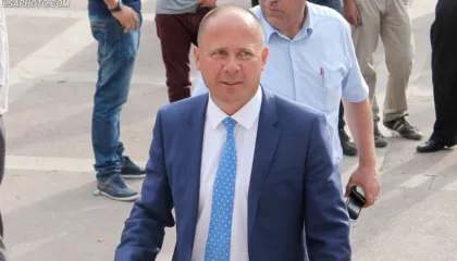 Po vij nga terreni/ Mziu i bindur: Jam gati të futem në grevë urie, zgjedhjet na i vodhi Edi Rama