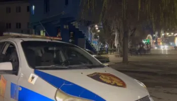 Policia aksion në Korçë, arrestohet me armë zjarri në një lokal 31-vjeçari, i riu i përfshirë në disa ngjarje kriminale