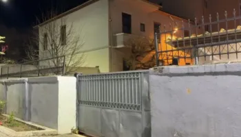 Policia reagon pas horrorit në Pogradec: 67-vjeçari ka kryer marrëdhënie pa dëshirën e të miturës