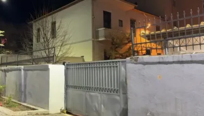 Policia reagon pas horrorit në Pogradec: 67-vjeçari ka kryer marrëdhënie pa dëshirën e të miturës