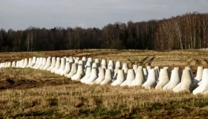 Polonia rikthen minat kundër-njerëzore, kufiri lindor po kthehet në fushë të blinduar