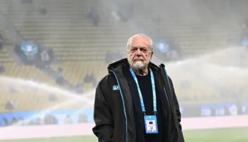 Presidenti i Napolit ironizon me mediat pas triumfit në Superkupë!