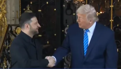 Presidenti i Ukrainës, Zelensky mbërrin në Mar-a-Lago, takohet me presidentin Trump